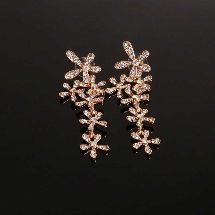 Bisutería Five-Petal Flor Stud Earrings con diamantes