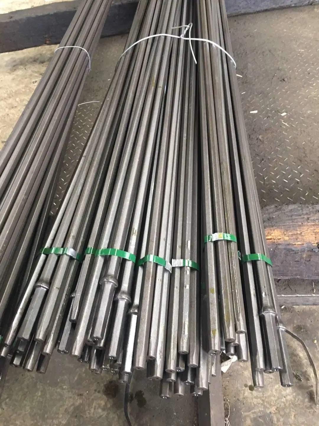 2400mm Shank 22X108 7 Degree Tapered Rod