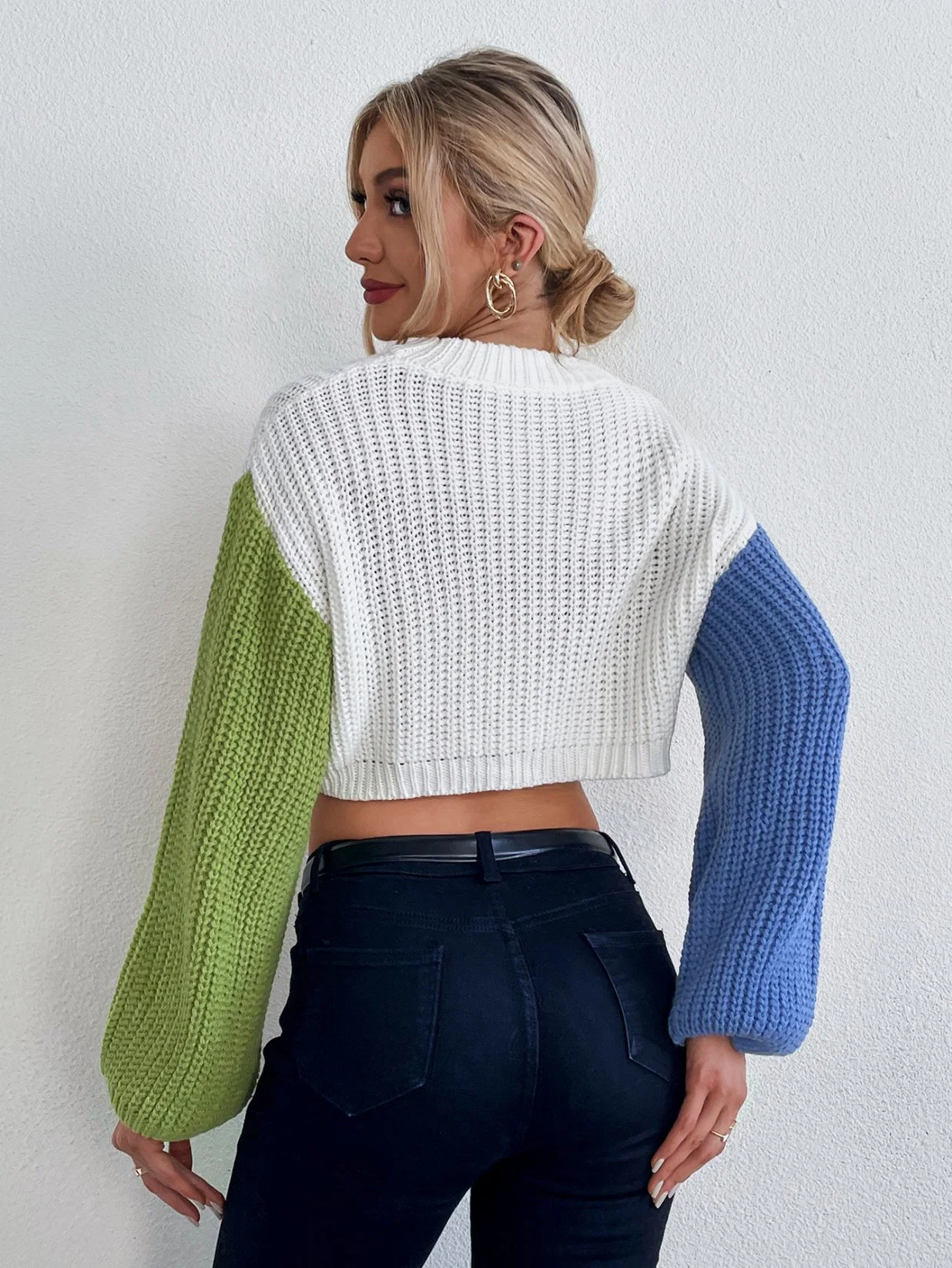 American Style Persönlichkeit Bump Farbe Ärmel kurze Frauen gestrickt zweifarbig Damen Pullover