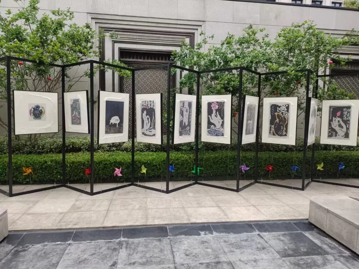 Hängendes Bild Foto Faltung Aluminium Rahmen für Ausstellung und Display