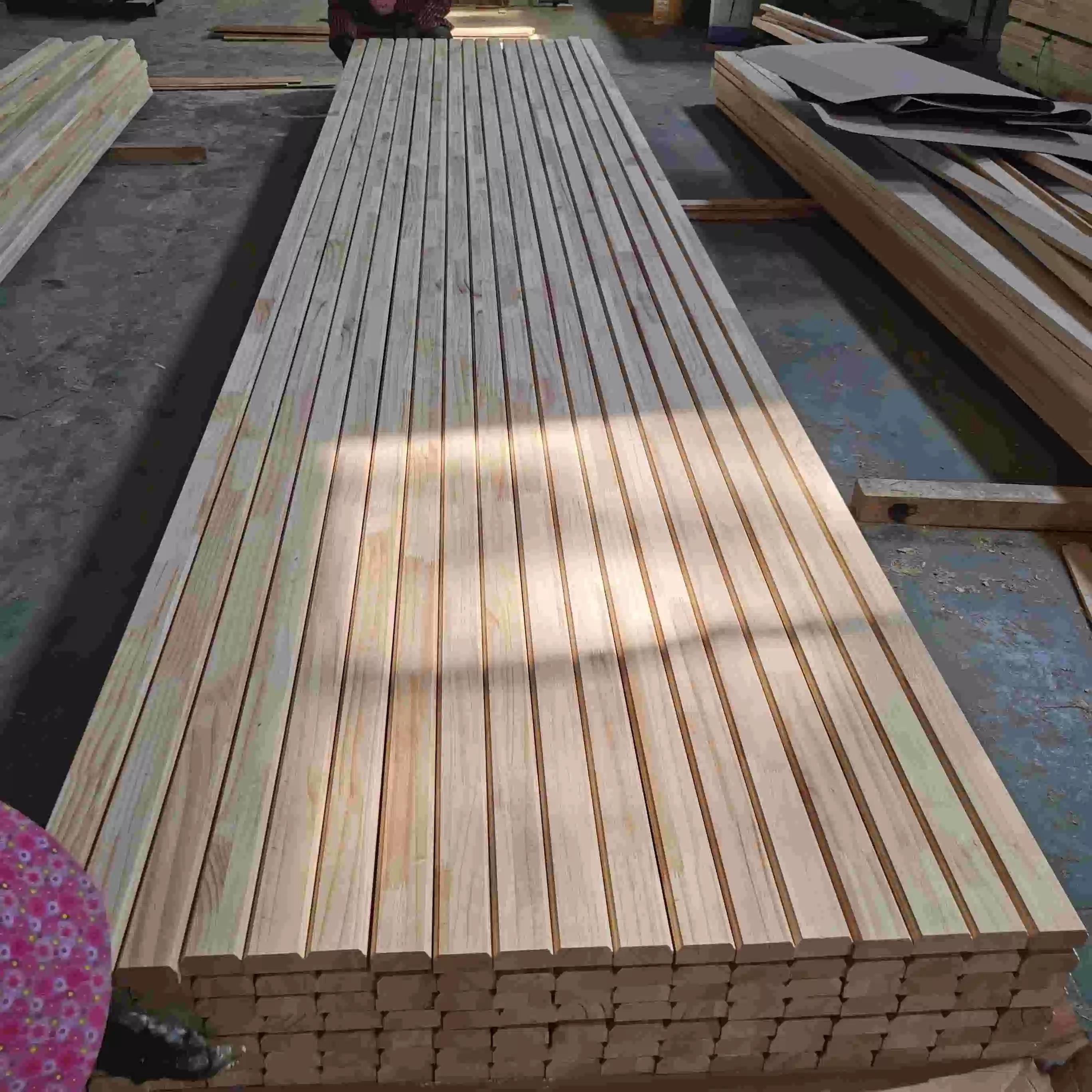 Best Price High quality/High cost performance  Pine Solid Wood Boards Wood Timber Wood Panels