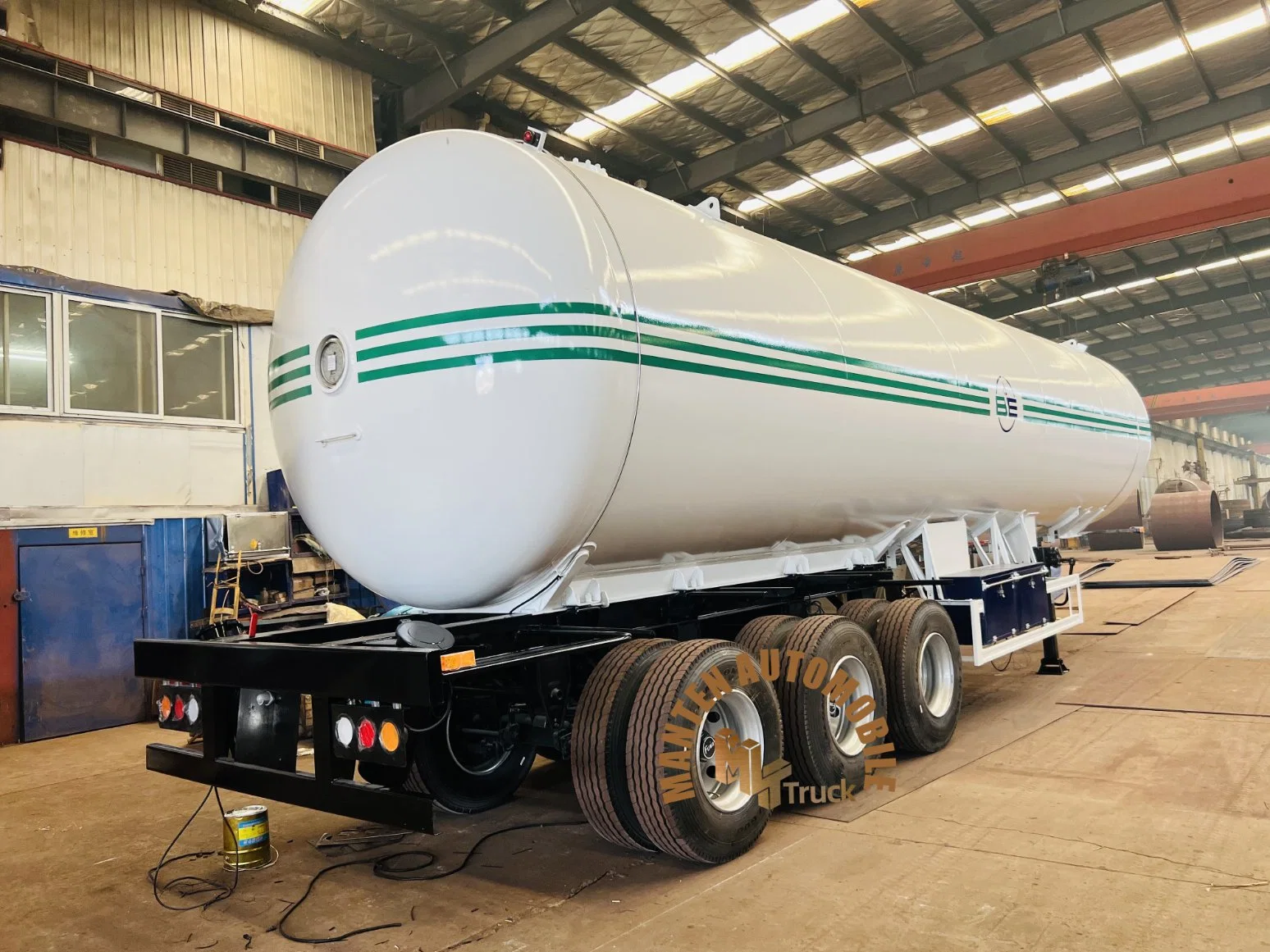 3 Axle 30 Tons LPG Tanker Trailer LPG Gas Storage Tank Trailer for Sale