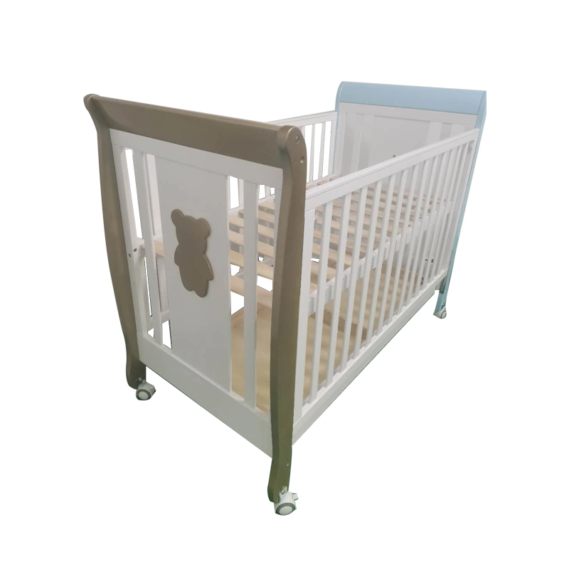 Hot Sale lit bébé en bois de lit lit Berceau pour bébé de compétitivité des prix Dessins et modèles Swing Kids mobilier de chambre à coucher ensemble