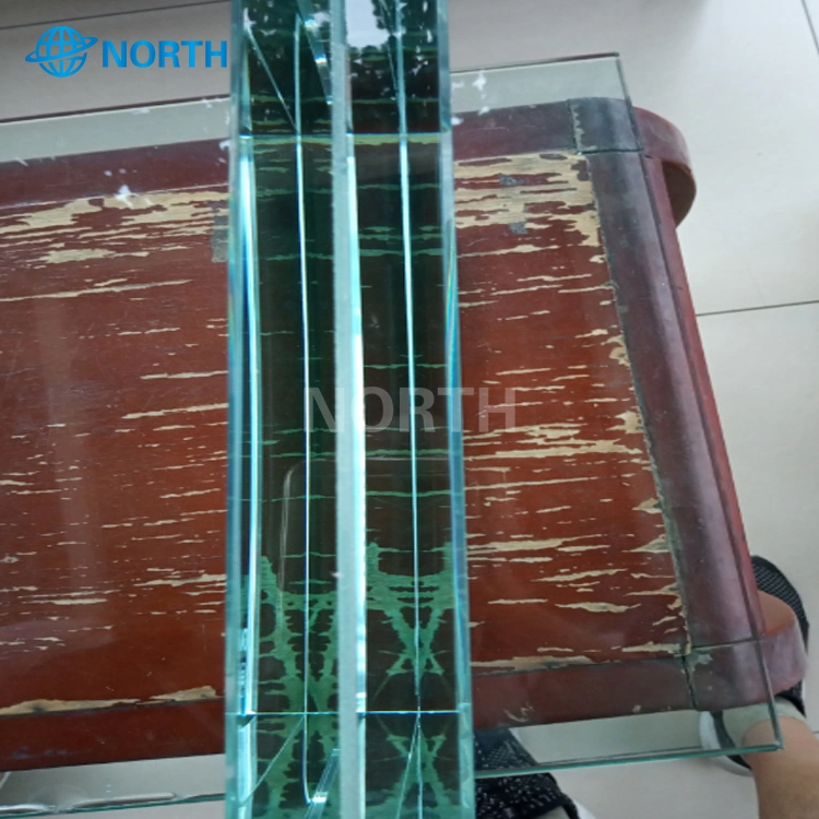 Multi Layers Low Iron Laminated Glass with Sgp