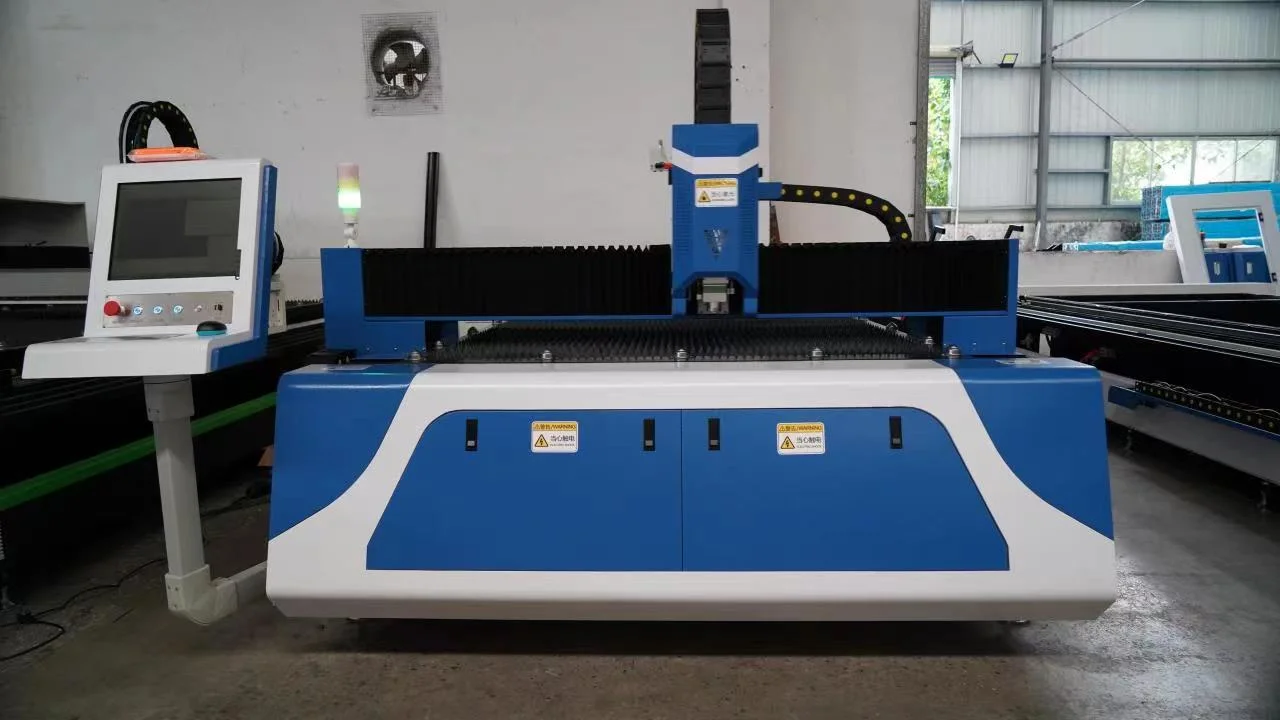 3000W 6000W Metal Fiber Laser Cutting Machine Suppiler From China