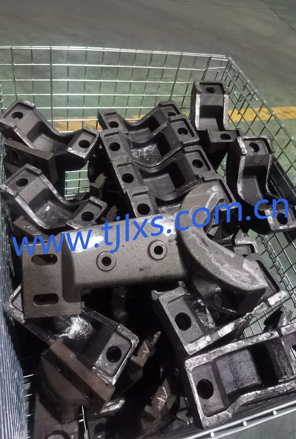 Factory Made Steel Mixer Arm Machining Wear Part with Blade--35#/45# Steel