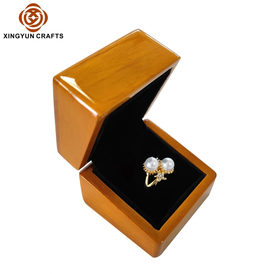 Lxuury Wooden Ring Packing Box Wood Jewelry Display Box Wholesale Small Gift Box