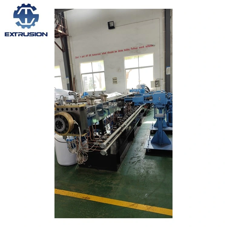 Dosierstation Compounding Filling Master Batch Extruder Machine