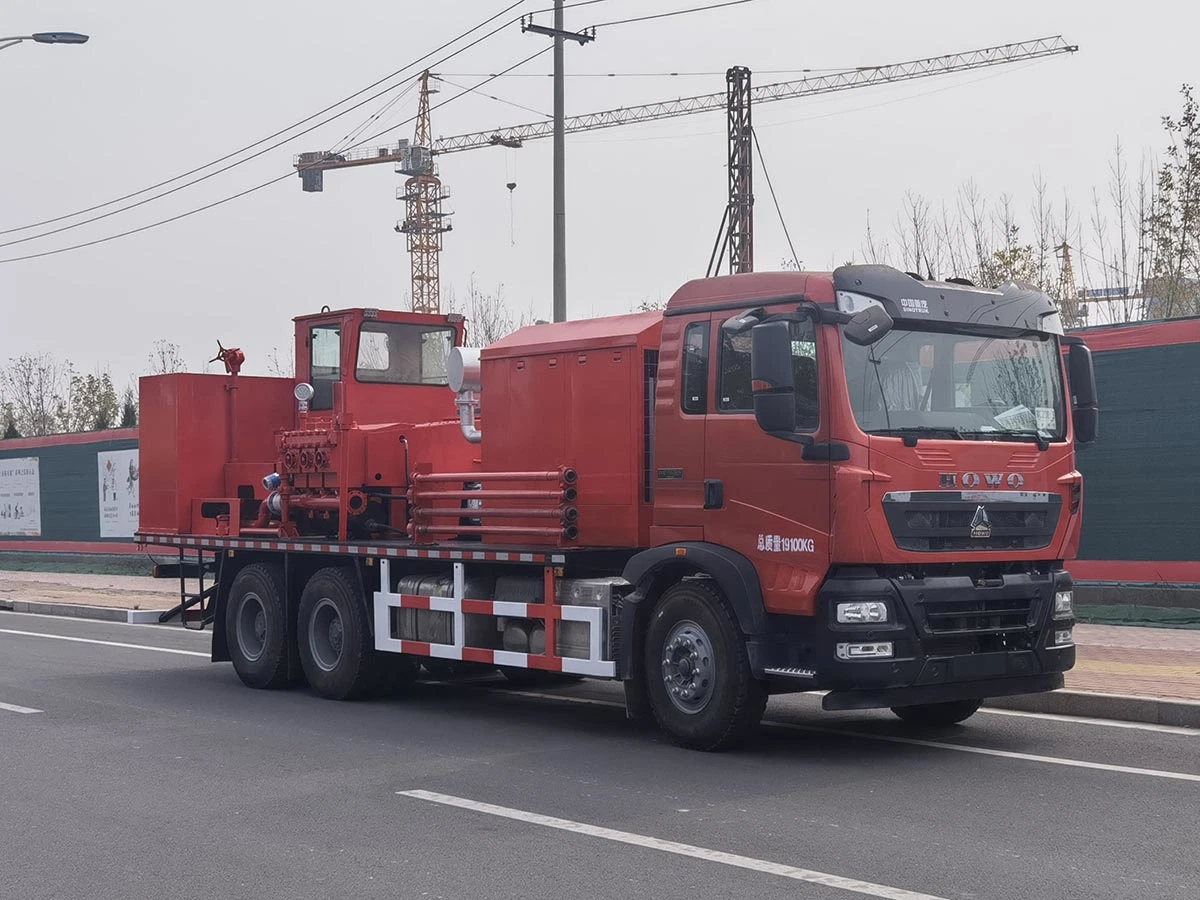 Sinotruk HOWO Campo de aceite de motor Weichai Hormigonera afianzan la carretilla