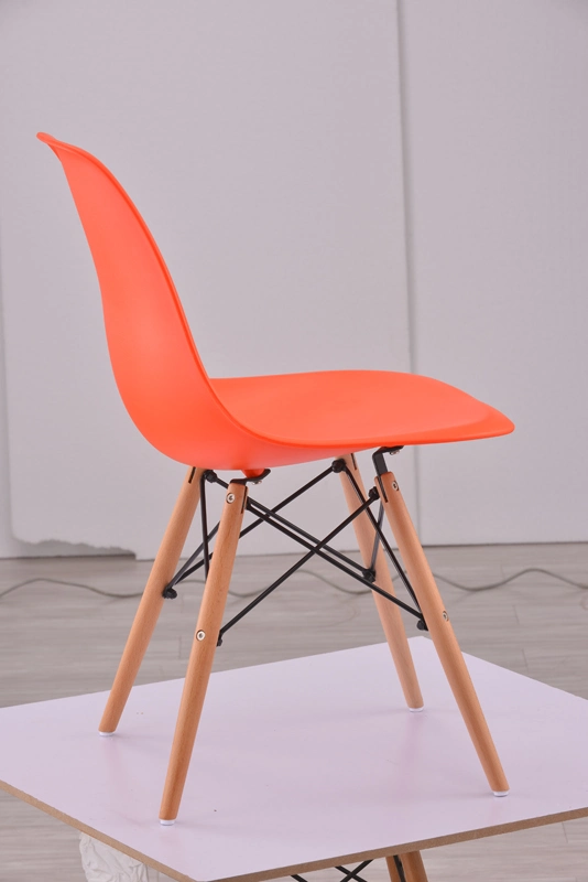 Modern Design Plastic Seat Durable Metal Base Dining Chair