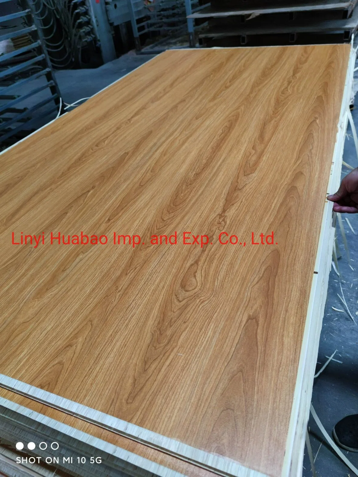 Combined Core Laminated Melamine Plywood Board for Decoration E1 Glue