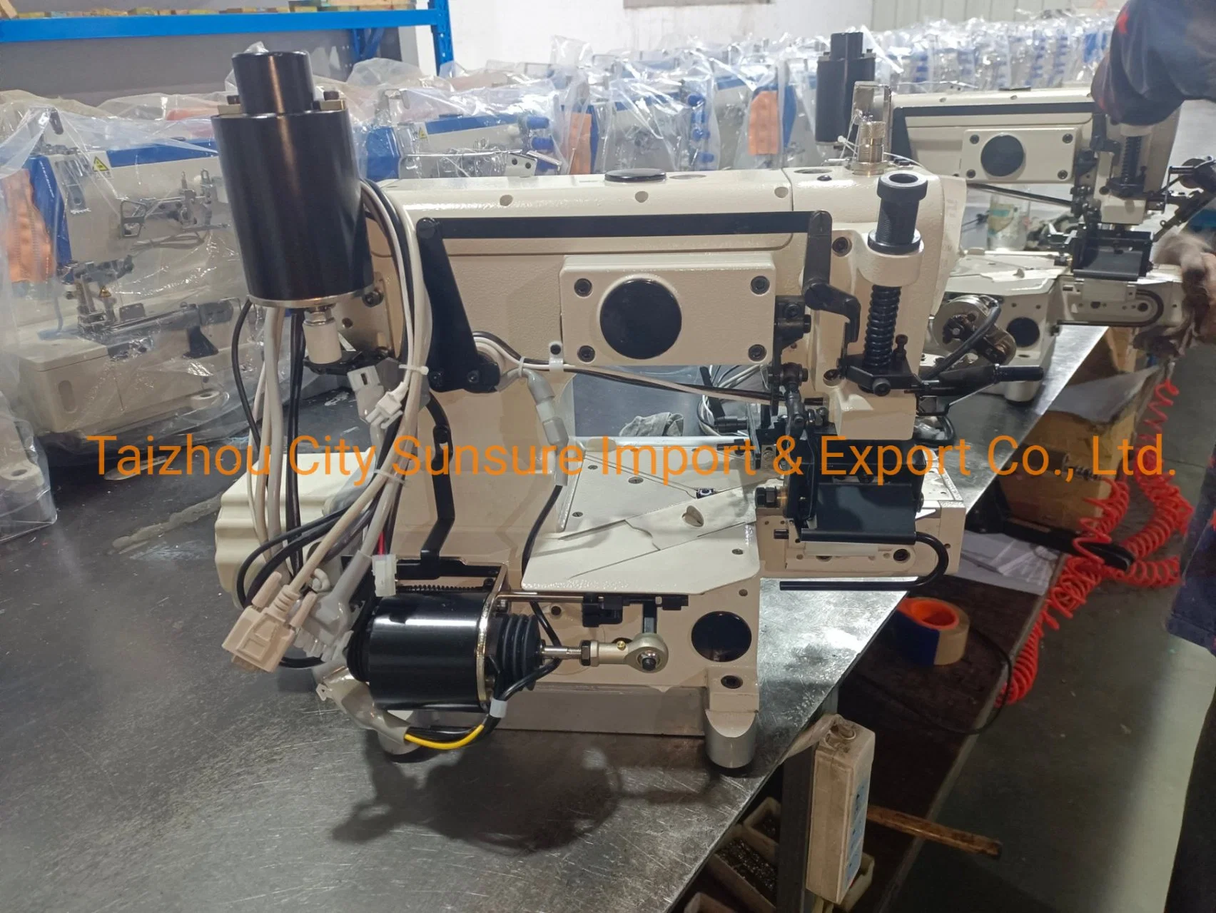 Industrial Directly Drive Cylinder Bed Interlock Sewing Machine with Right Cutter Ss-600-33AC/Ut