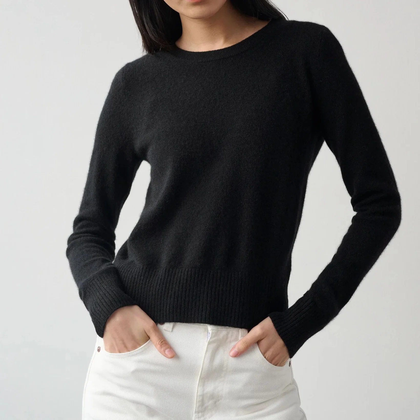 100% Cashmere Crew Neck Classic & Simple Designed Pullover Sweater
