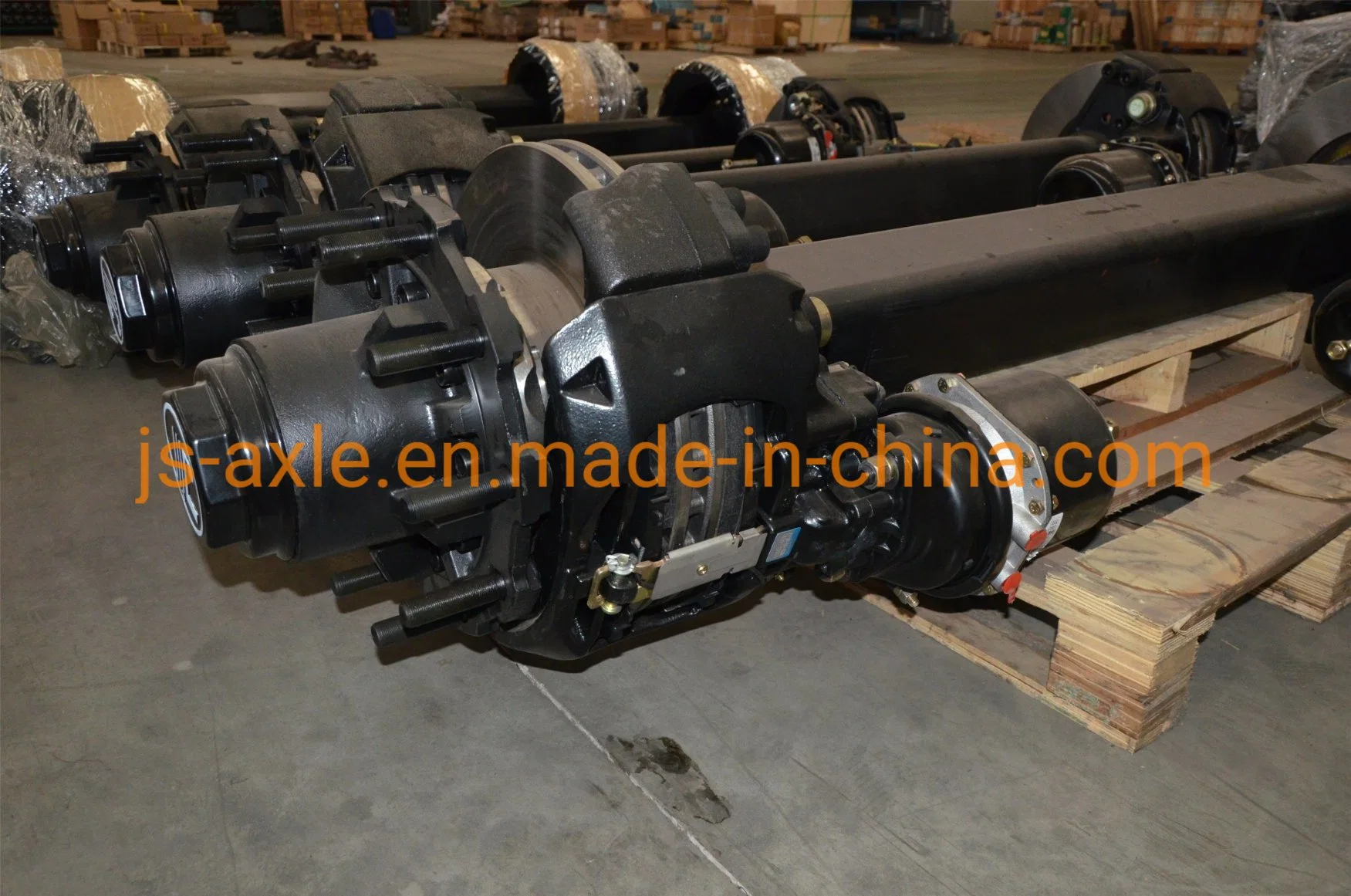 Fabricant OEM 150mm Square Beam 13t Essieu de remorque de type à frein à disque Pièce pour essieu de camion de remorque.