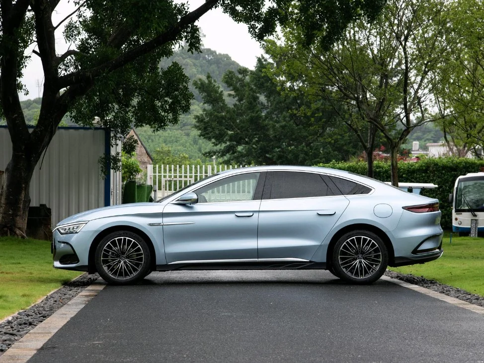 EV Auto BYD Han DM-I 2023 Champion Edition 200sx à esquerda Carro de alta velocidade com volante à mão