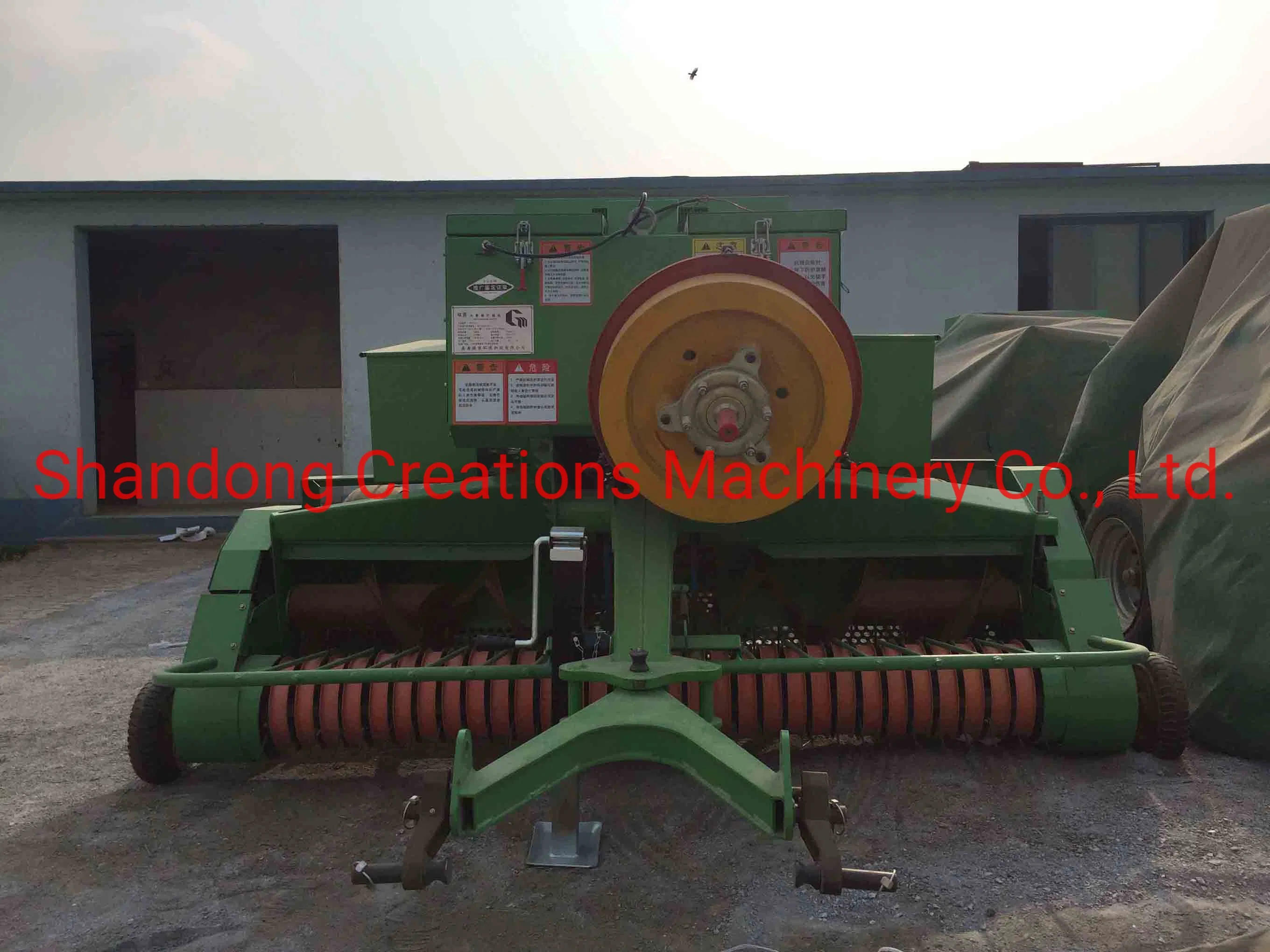 Cotton Straw Cutting and Crushing Square Bale Baler