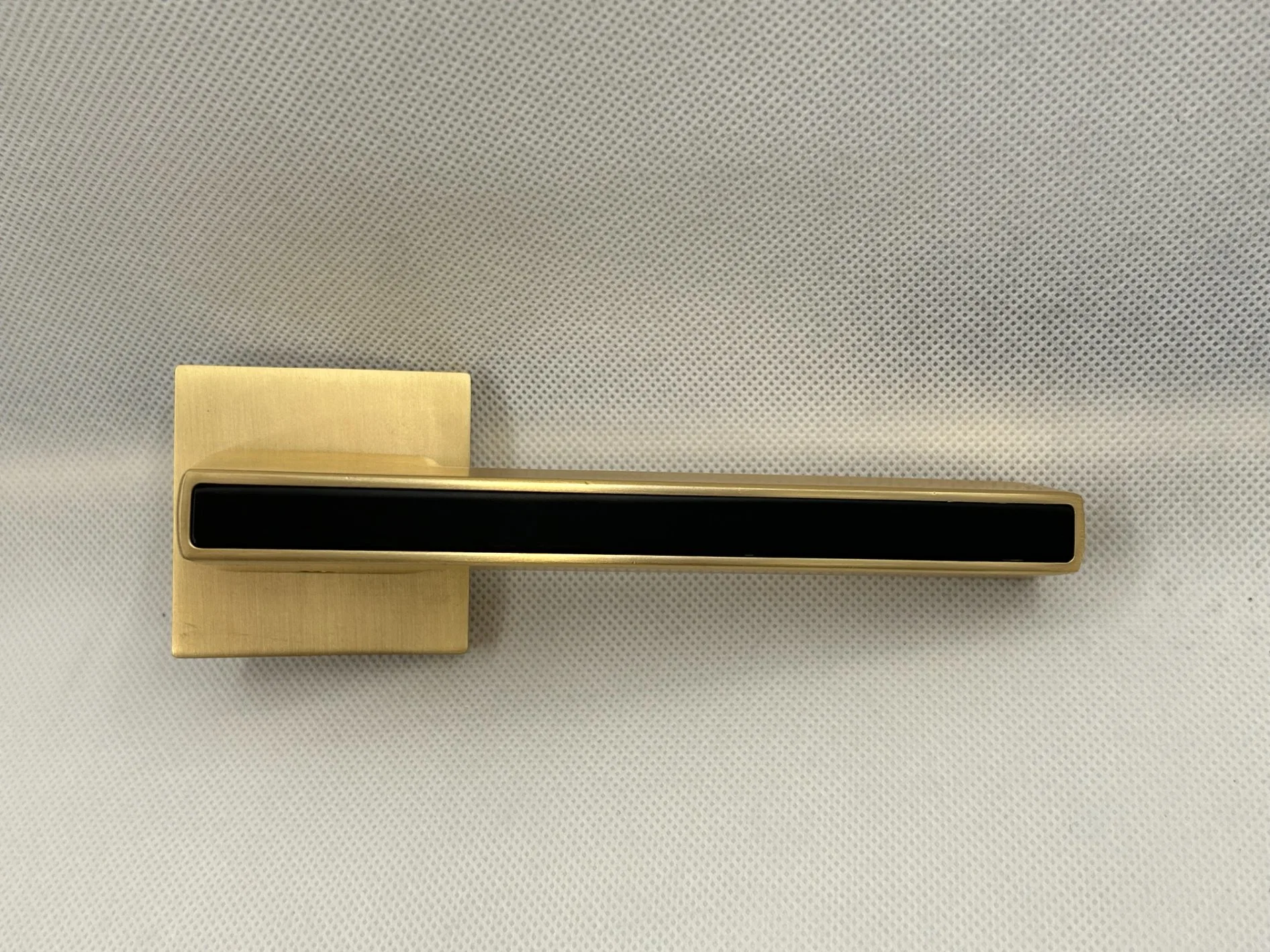 Zinc Alloy Door Lock Handle on Rose 0425A