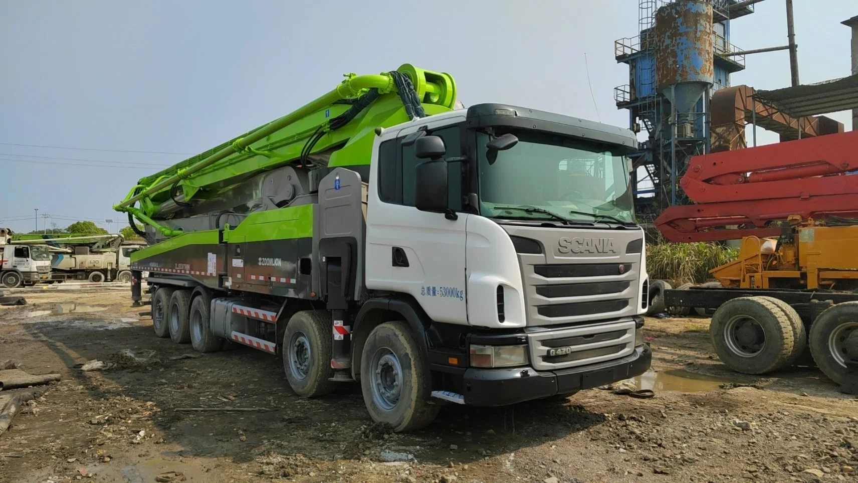 Highly Reliable Strong Pumping 2014 Zoomlion 63m Concrete Pump Used Heavy Equipments Infrusture Construction Machine