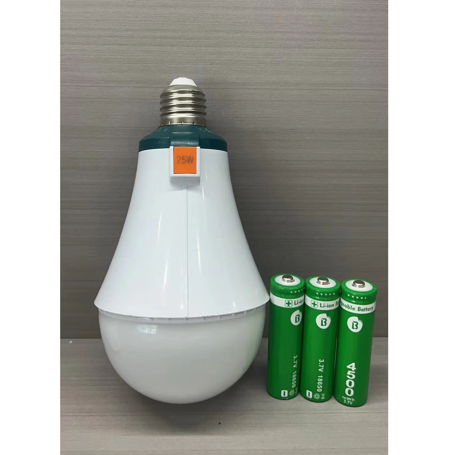 9W 12W 15W Lâmpada LED de Emergência Recarregável com Bateria Multifuncional