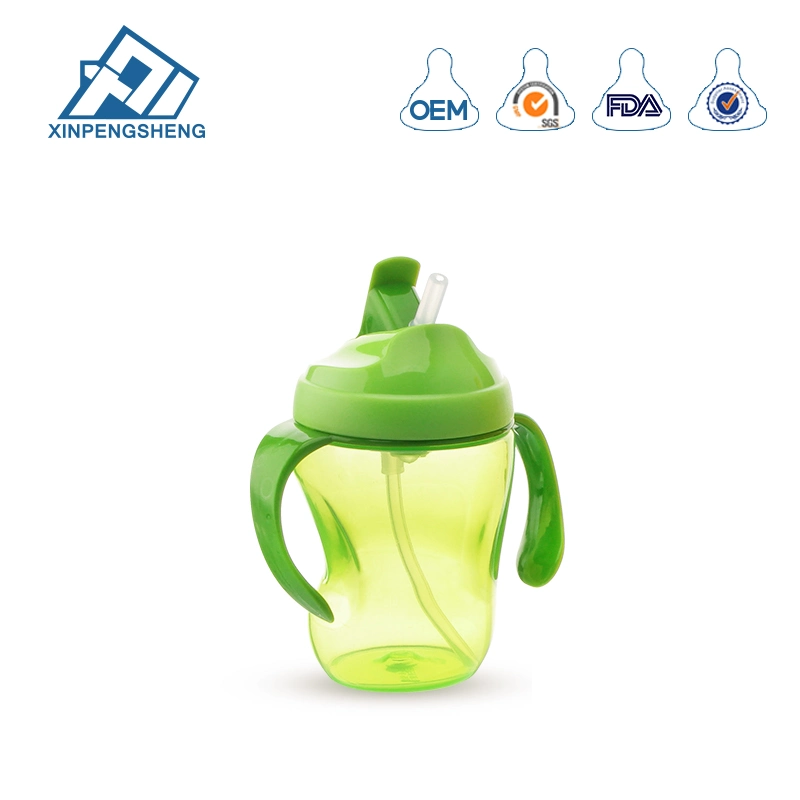 Wholesale/Supplier Plastic Drinking Cup with Handle Baby Training Drinking Water Cup
