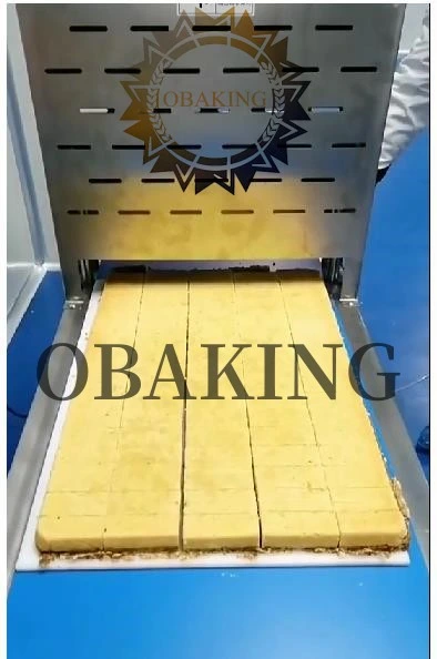 Commerical Cake Bakery Equipment Industrial Automatic Sandwich Cake Swiss Roll Production Line