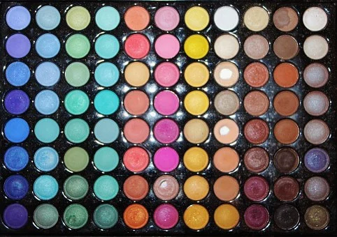 Eyeshadow P705تخفيضات ساخنة Pigments Effect P705مواد خام محكمة التجميلية Professional 205 Gold Pearl Beauty