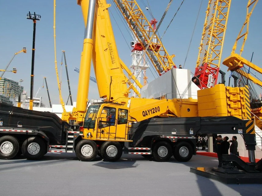 Most Popular 650 Ton All Terrain Crane Qay650 Hot Sale