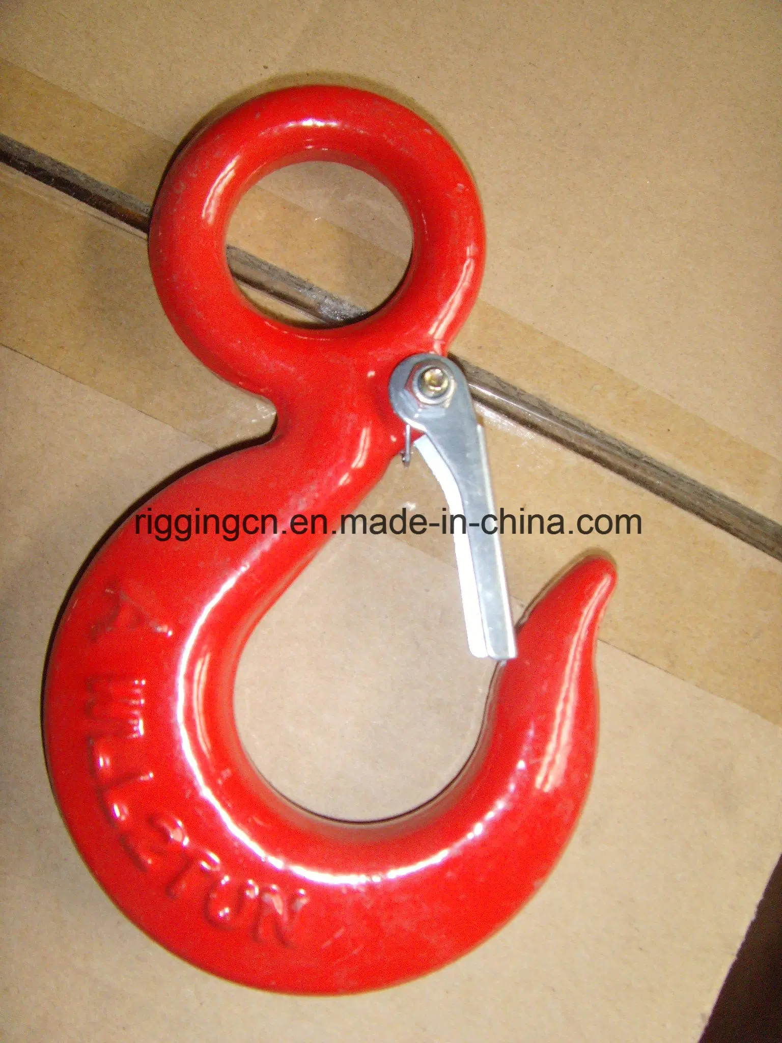 High Quality Factory Sale S320 Lifting Eye Hook with Latch