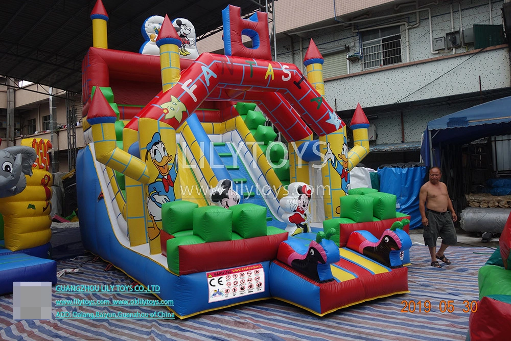 Material de Platão Bonitinha Carton Slide insufláveis deslizando diversão para adultos Kid