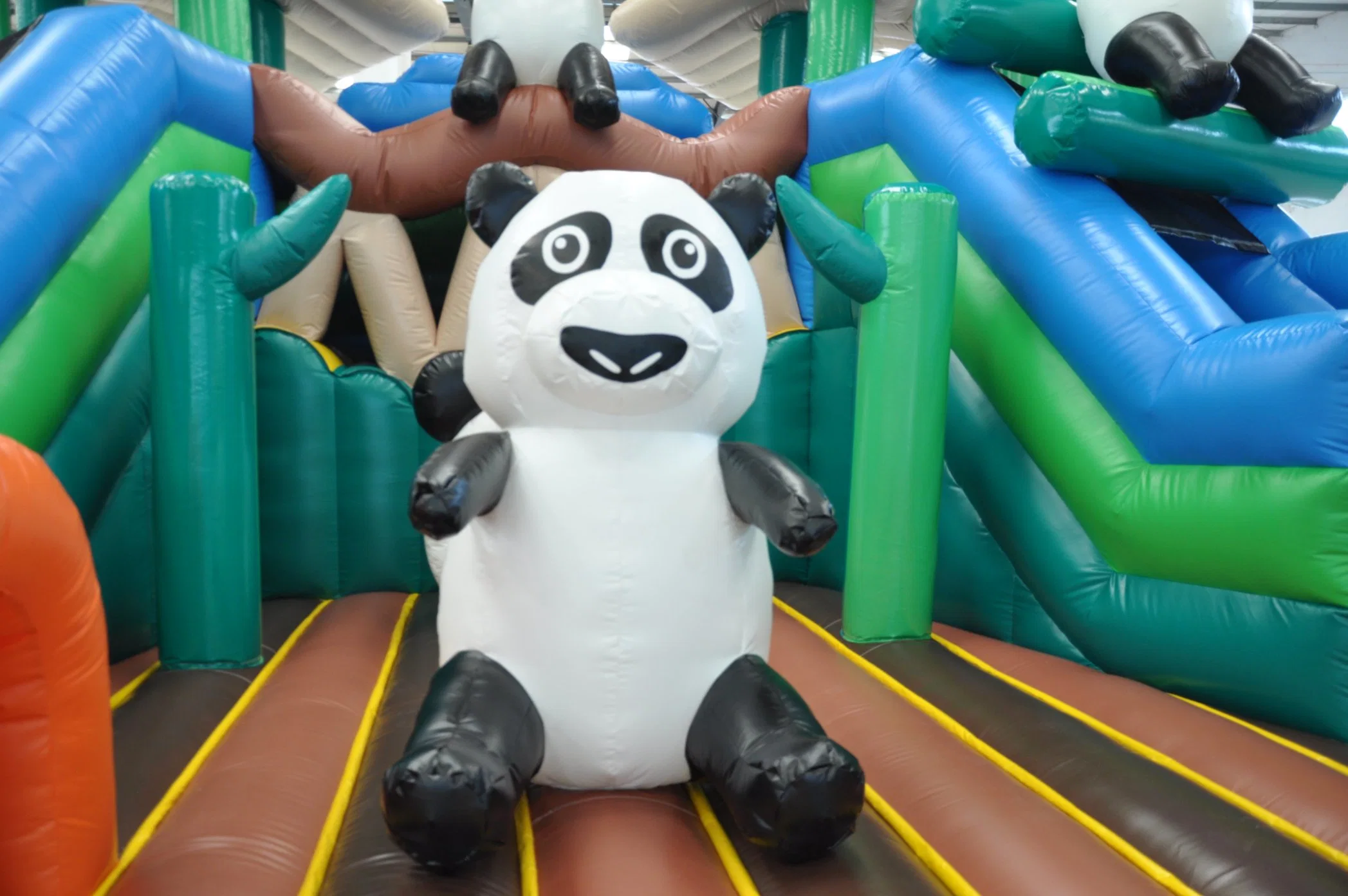 Panda Fun City Inflatable Bouncer Slide Vergnügungspark (AQ01739-1)