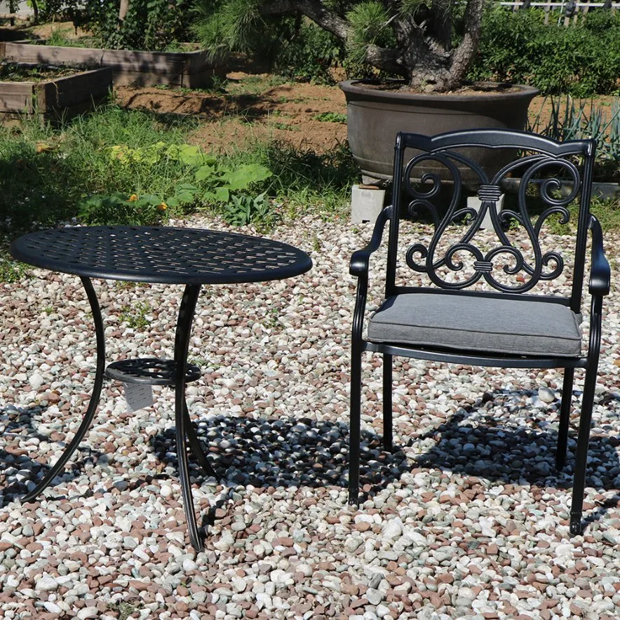 Outdoor Furniture Metal Table and Chairs Country Furniture