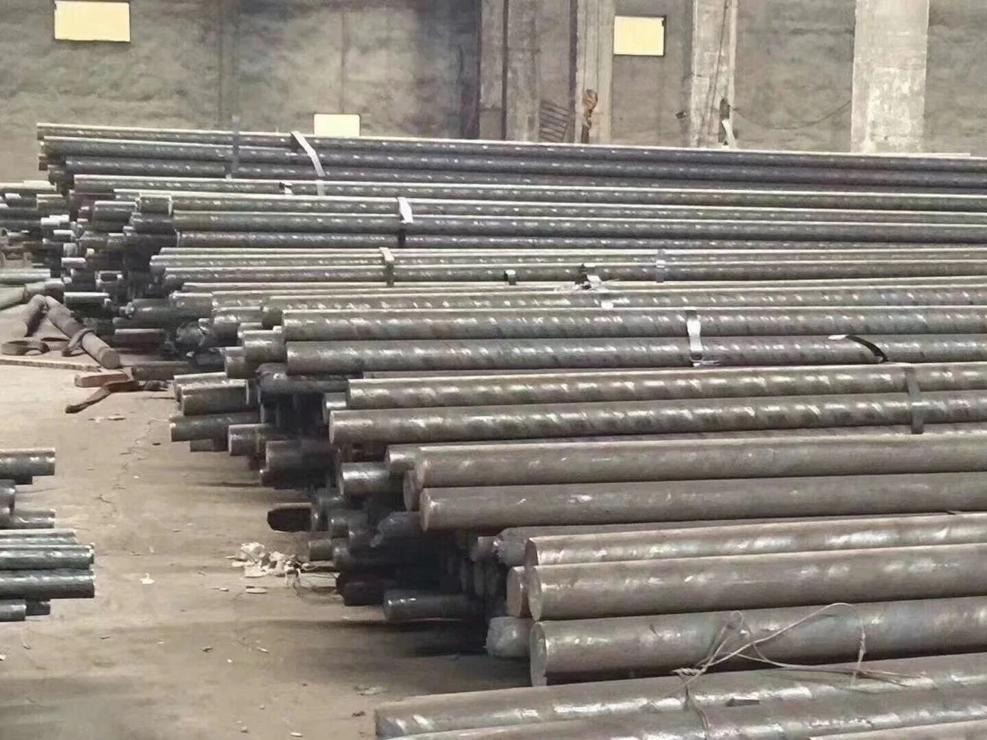 Cold/Hot Rolled Polished Surface 4-20mm ASTM 2205 2507 904L Round Stainless Steel Bar