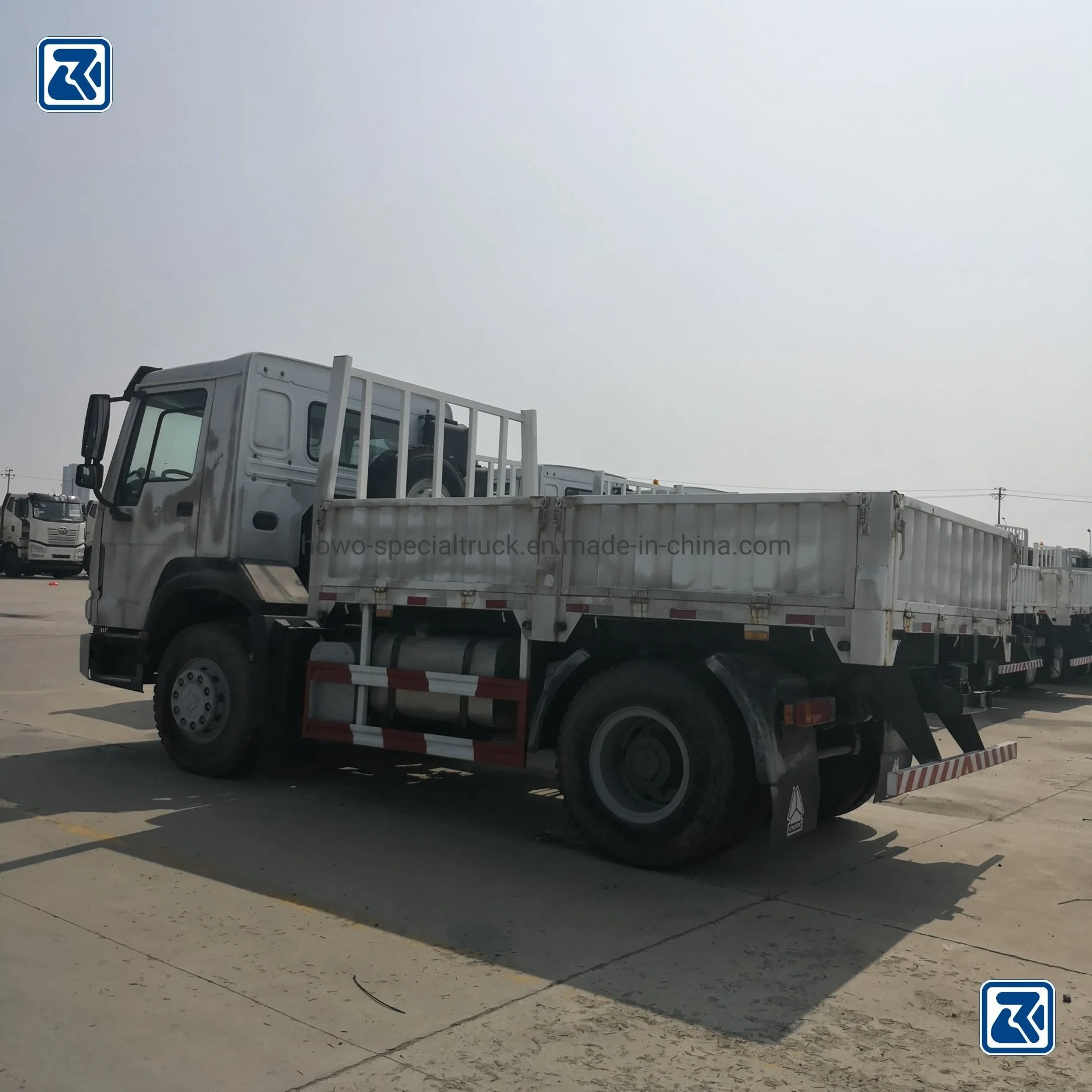 Sinotruk HOWO 4X2 10tons Normal General Cargo Truck Price