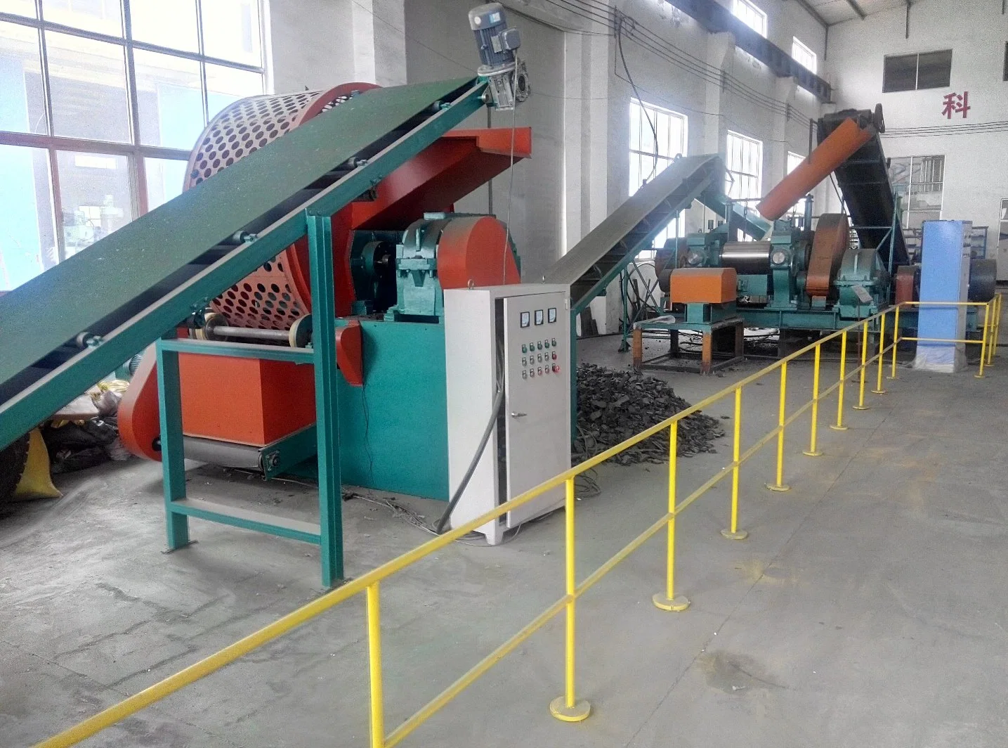 Waste Tire Machine Recycle/Tyre Retreading Machine for Sale/Tire Rubber Powder Production System