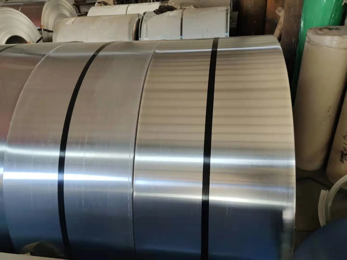 Hot/Cold Rolled Prepainted/Color Zinc Coated/Galvanized/Gallvalume/Corrugated/Aluminum/Ss400/A36/Z275/304/316L/430/Sainless/PPGI/PPGL/Gi/Gl/Carbon Steel Coil