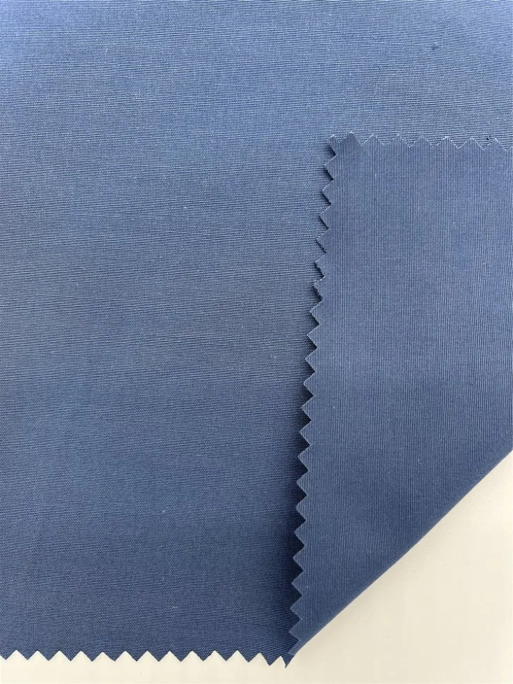 Polyester Cotton Fabric 50D*60S+75D Plain 101 GSM 25% C 75% P Jacket Fabric For Textile Garment