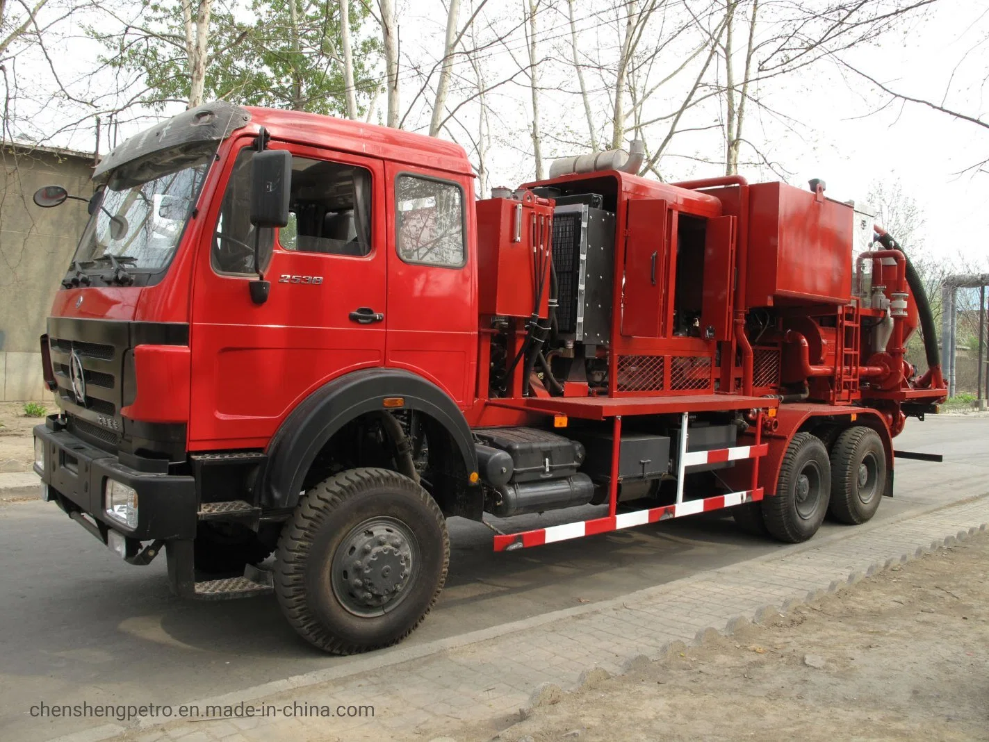 Einmotor und Pumpenwagen mit Schlammpumpe montiert 70MPa 40MPa Schlammpumpeneinheit Zyt Petroleum Zementeinheit