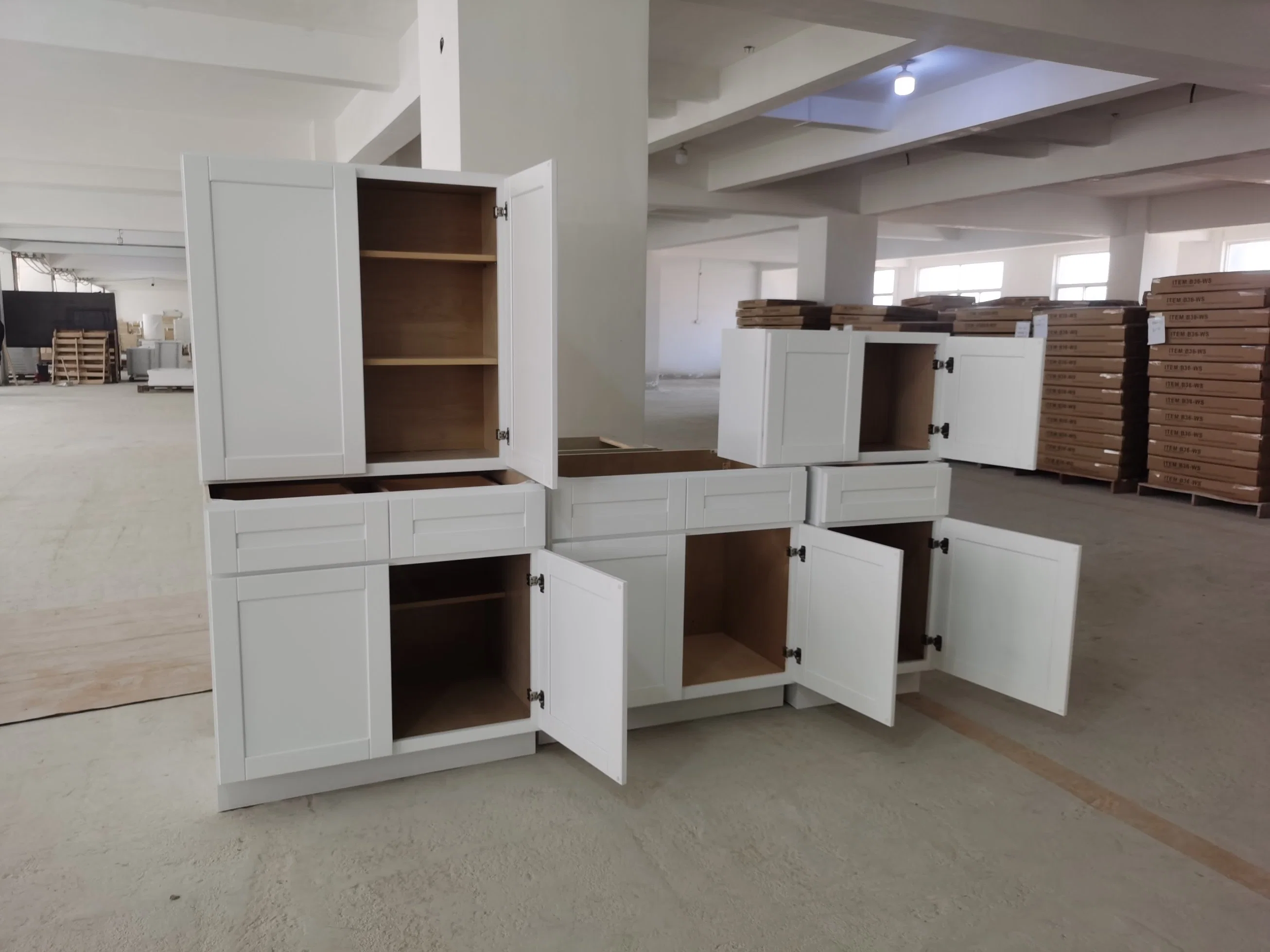 Contemporary Rta White and Gray Kitchen Cabinets Bathroom Cabinets Factory Directly