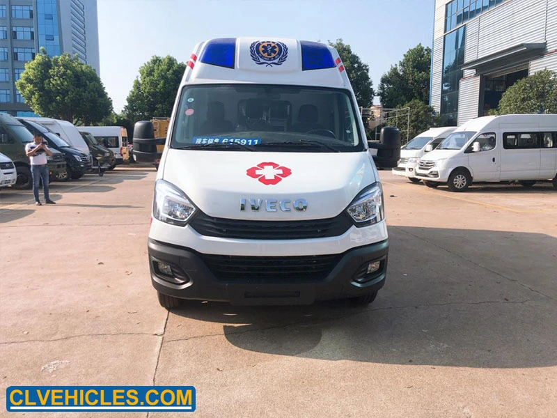 Chengli Brand 4X2 Diesel Engine Manual Ward Type Ambulance Vehicle