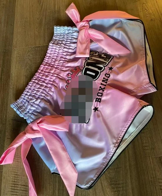 Pantalón corto de entrenamiento de boxeo tailandés Muay Color rosa para damas Sexy