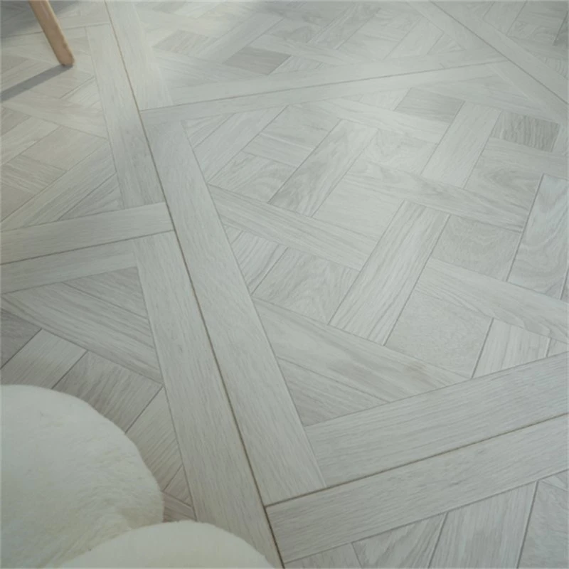 7mm 8mm 12mm High Gloss AC4 AC5 HDF Laminate Flooring Parquet Wooden Flooring Laminated Board