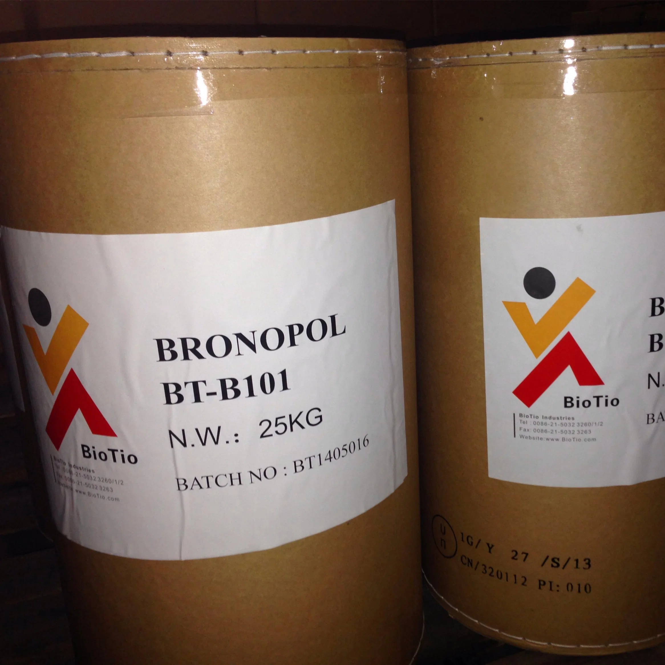 2-Bromo-2-Nitro-1, 3-Propanediol CAS 52-51-7 Bronopol