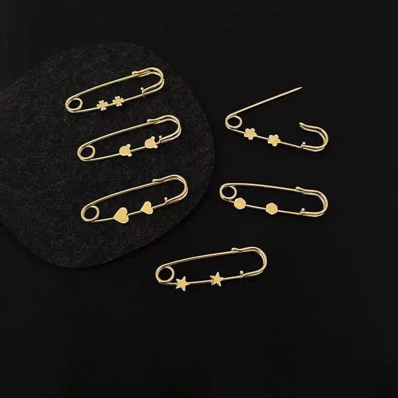 Waist-in Metal Fixing Clothes Anti-Lighting Pin