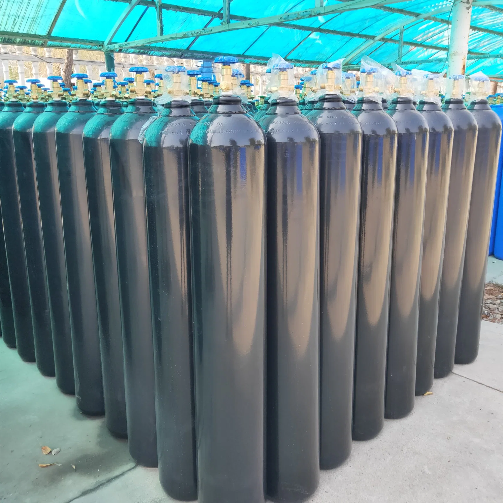 High Pressure Oxygen Gas 20L/40L 150bar/200bar Oxygen Gas Cylinder Filled Gas Price