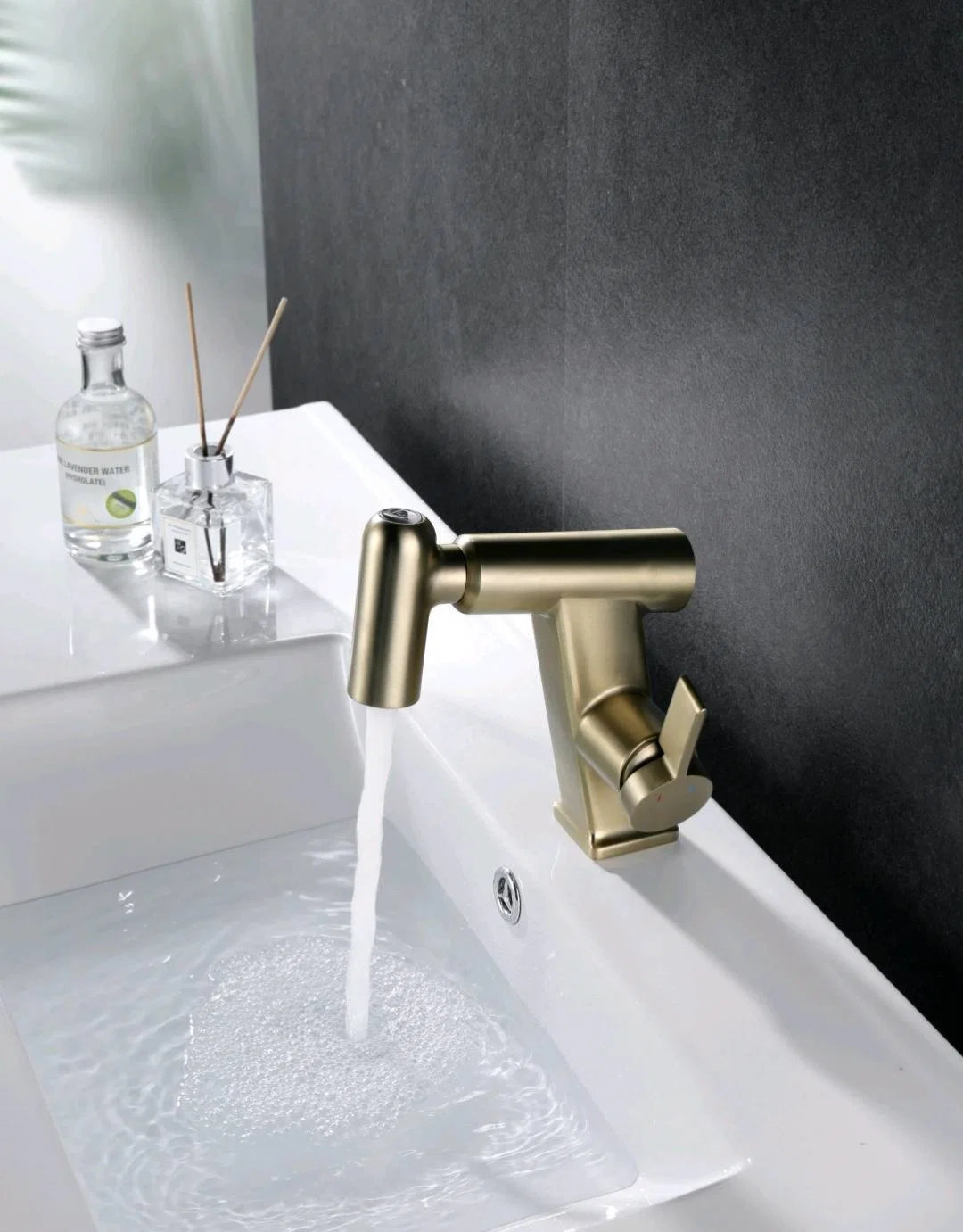 Stainless Steel Single Handle Hot Cartridge Cold Pull out Kitchen Faucet