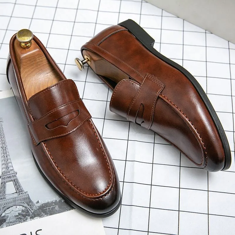 Chaussures habillées en cuir véritable pour hommes, faites à la main, style décontracté, pour affaires, banquet et mariage.