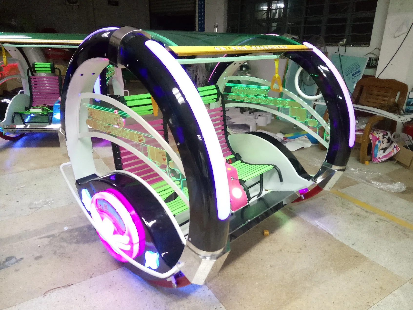 Amusement Rolling Car Which Suit for Outdoor and Indoor Playground