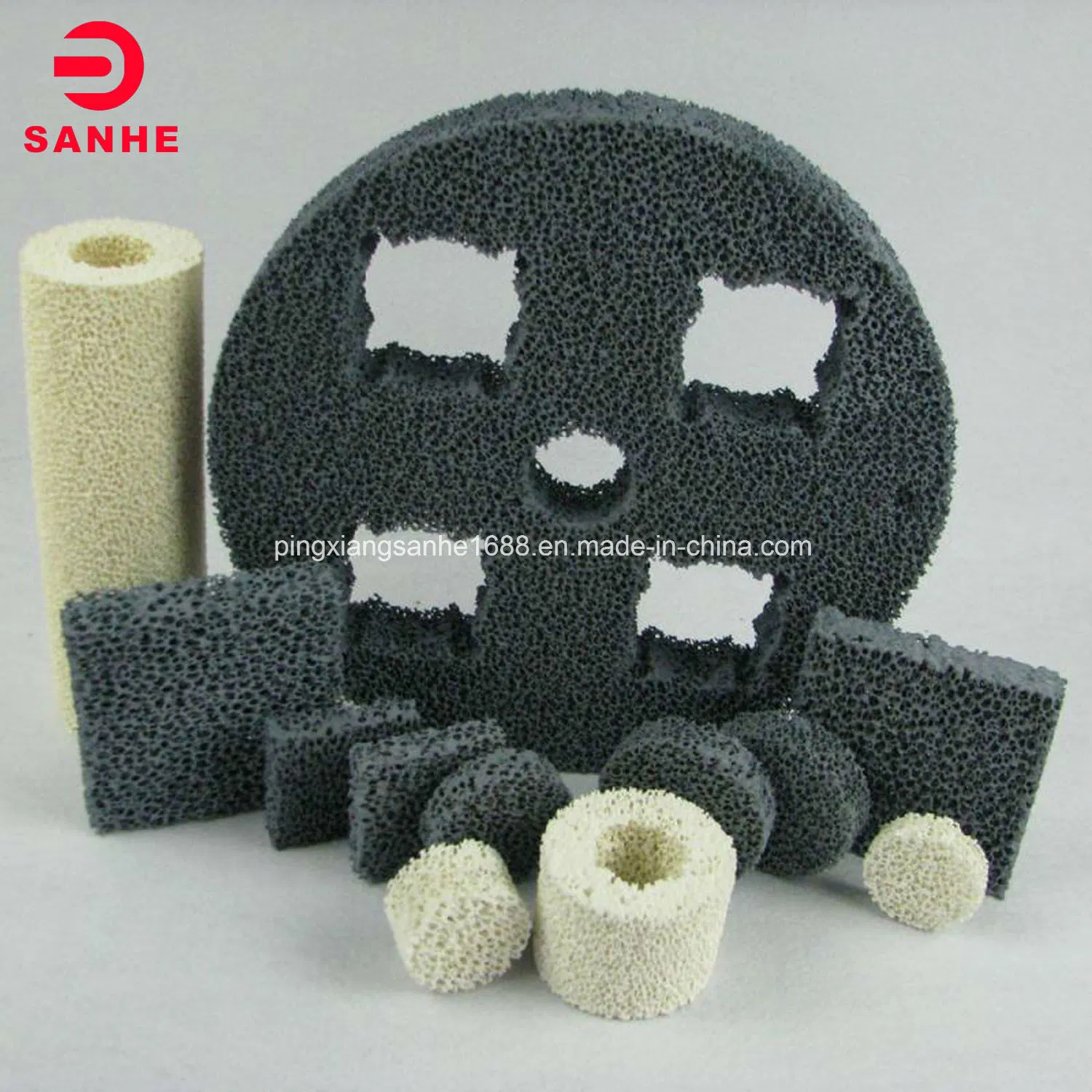 Square/Round Alumina/Silicon Carbide/Zirconia/Magnesia Ceramic Foam Filter Plate