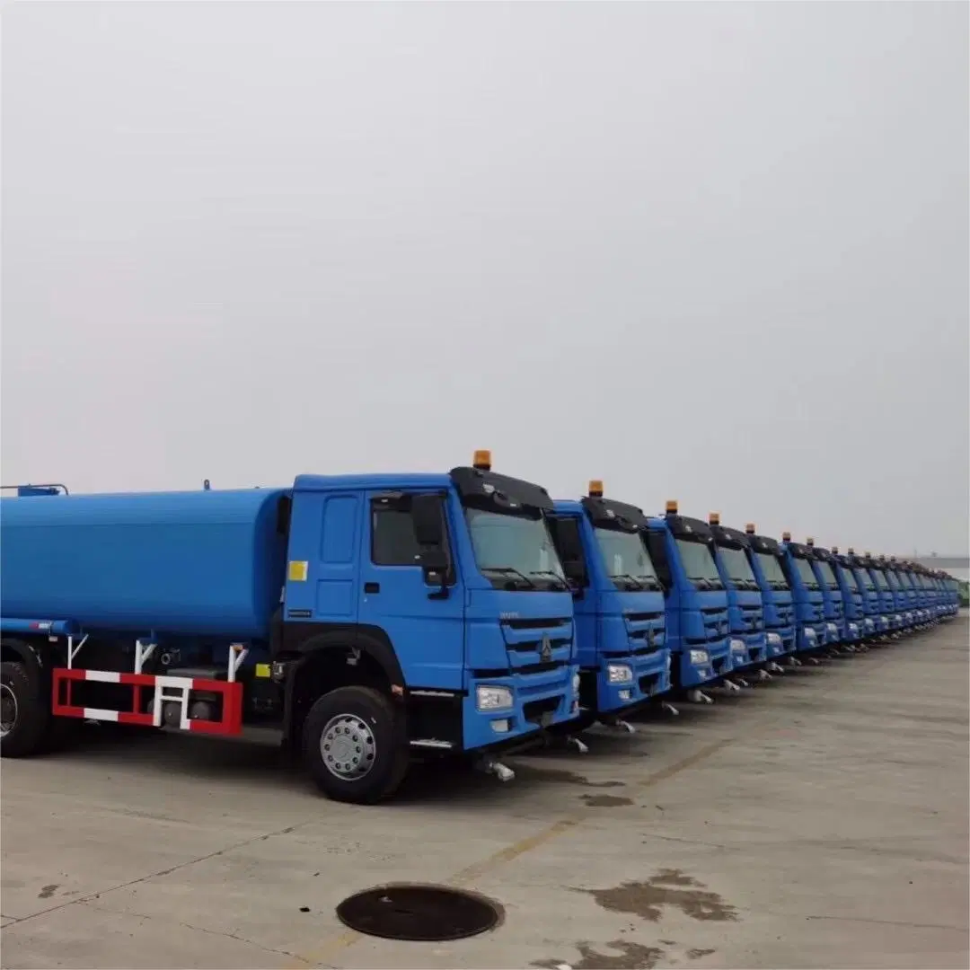 SINOTRUK Factory 4X2 6X4 8X4 300HP 380HP 400HP 10cub 20cub 30cub Schwerbrandbekämpfung mit Fracht Trink-Sprinkler Bowser-Wassertanker Tankwagen