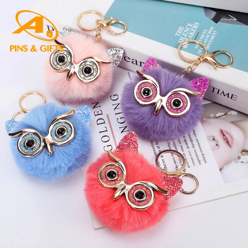 Wholesale/Supplier POM Poms Keychain Fashion Batman Llaveritos Promotion Airplane Metal Replica Brand Name Key Holder